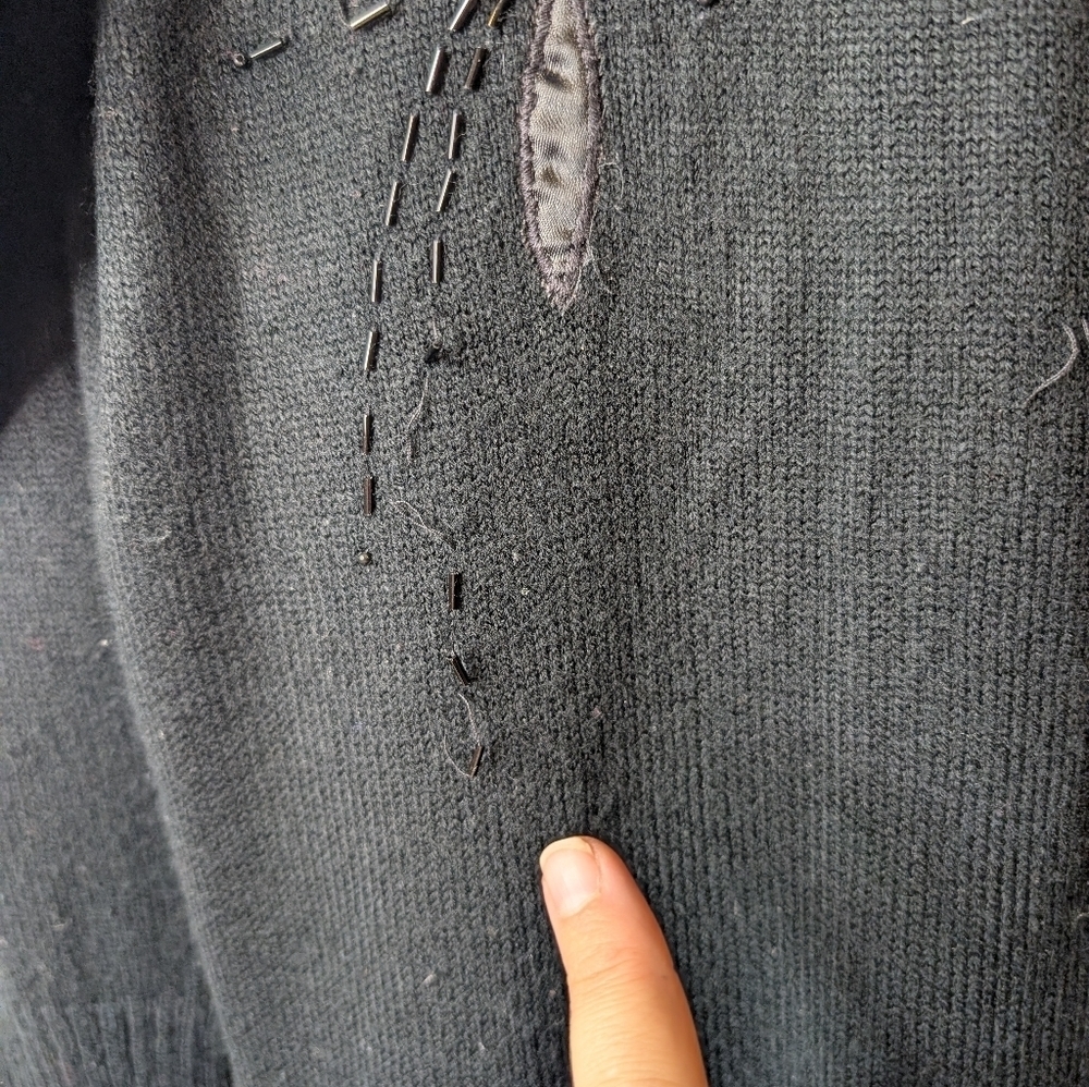 Vintage Sweater Medium black Floral Embroidered Beaded Pullover - Picture 9 of 13